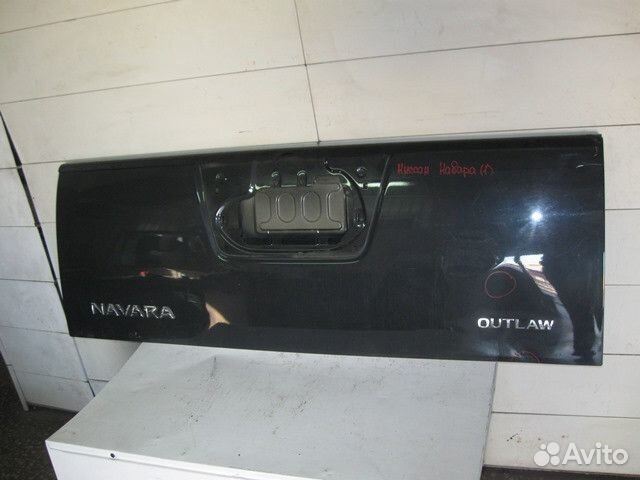 Дверь багажника без стекла Ниссан Навара D40