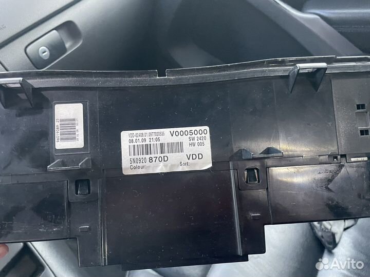 Продам приборную панель на Тигуан diesel