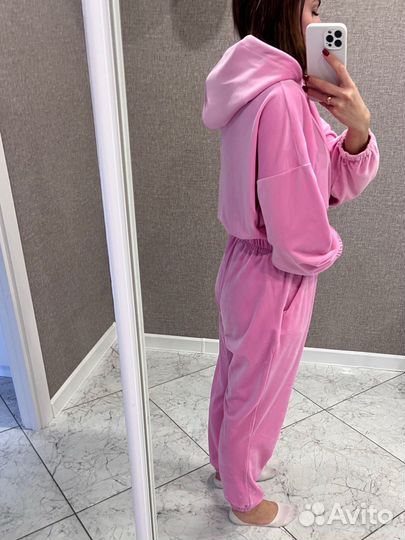 Спортивный костюм женский