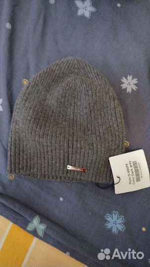 Шапки новые бренд