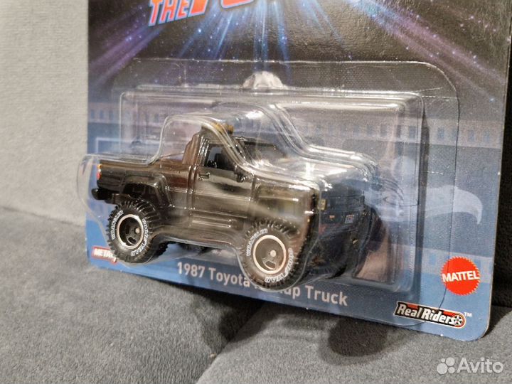 Hot wheels premium Toyota Pick Up Truck 1987