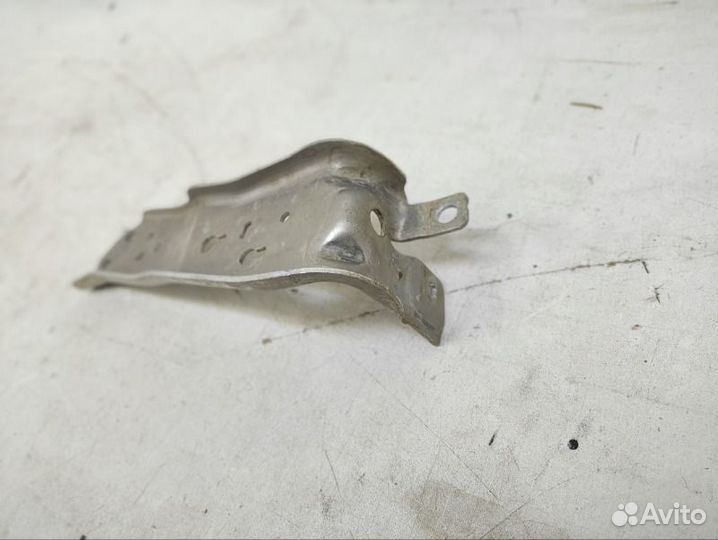 Кронштейн усилителя бампера передний левый Bmw X1