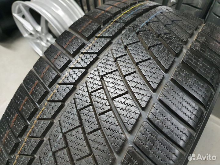 Continental ContiWinterContact TS 830 P 245/35 R19