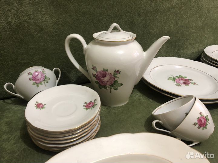 Посуда сервиза Kahla Konitz «Роза»