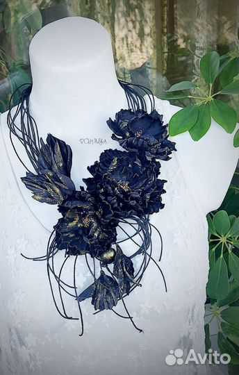 Колье с цветами винтажное