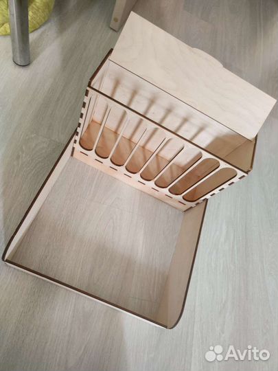 Сенник деревянный