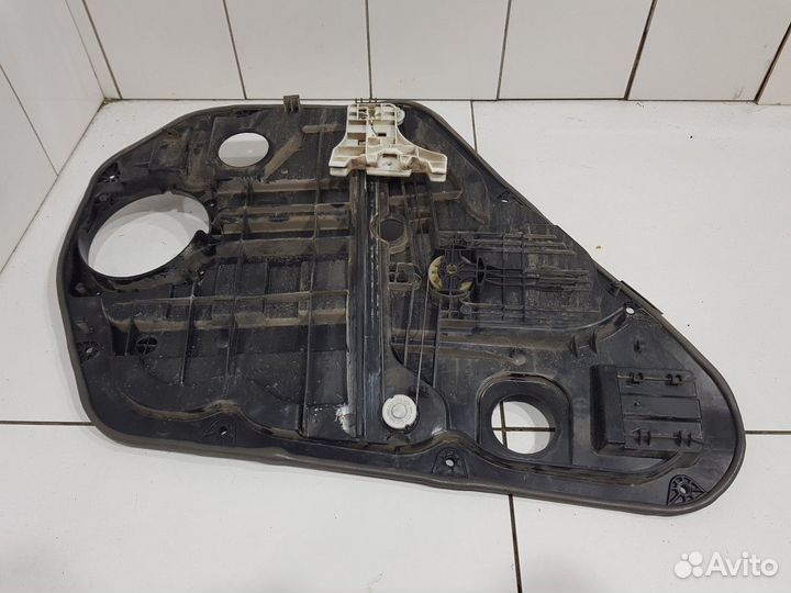 Стеклоподъемник электрический задний правый