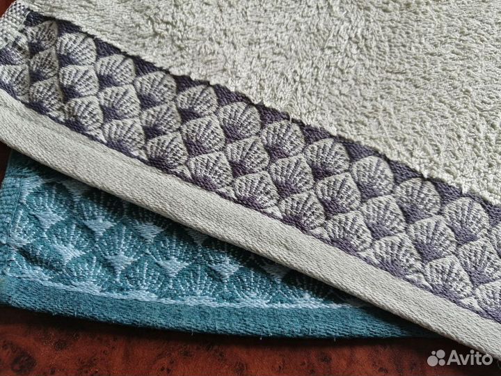 Комплект полотенец б/у