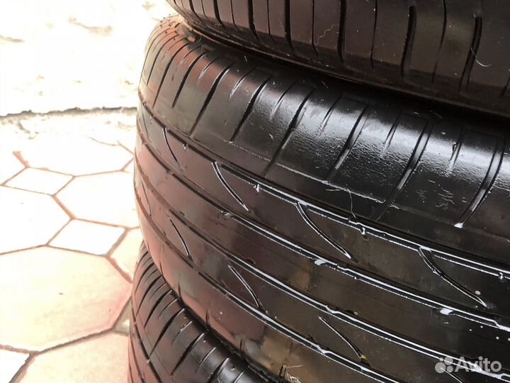 Bridgestone Dueler H/P Sport 215/65 R16