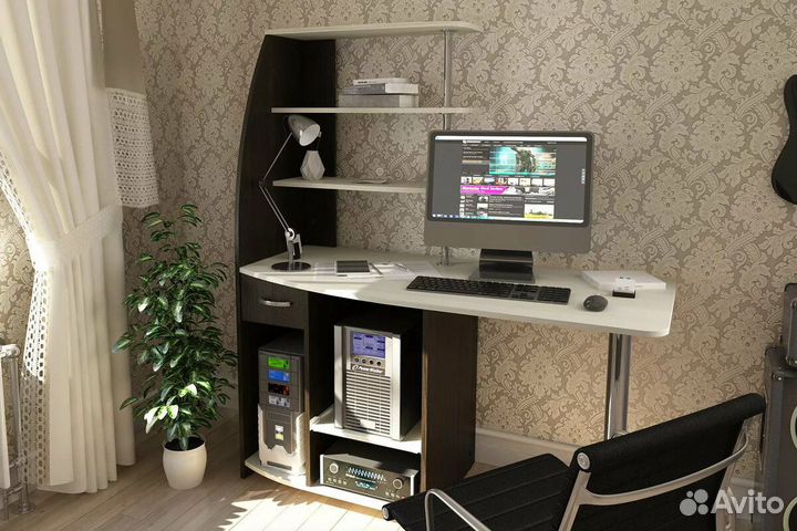 Компьютерный стол