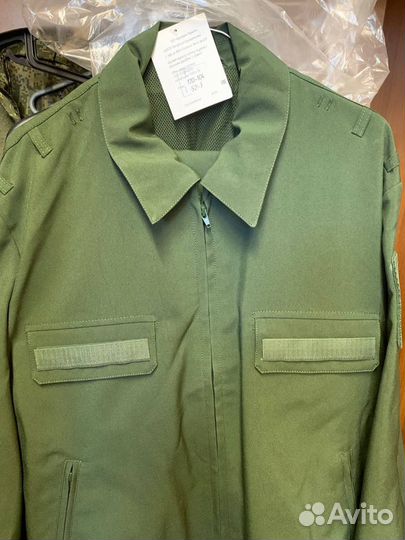 Военный офисный костюм