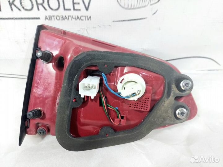 Фонарь задний внутренний левый универсал Kia Ceed