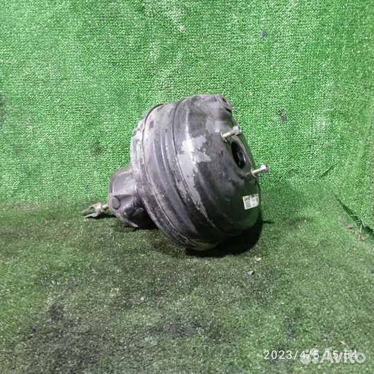 Усилитель тормозов вакуумный Opel Omega B