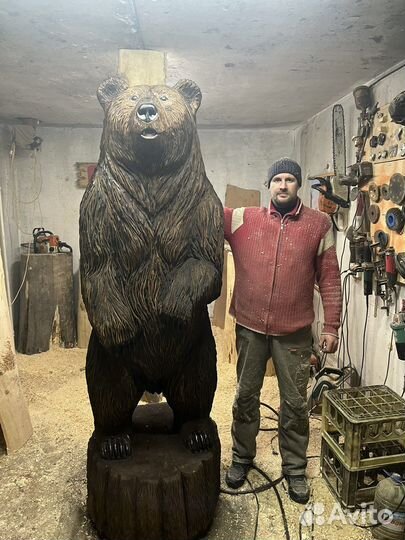 Медведь, фигура из дерева (кедр )