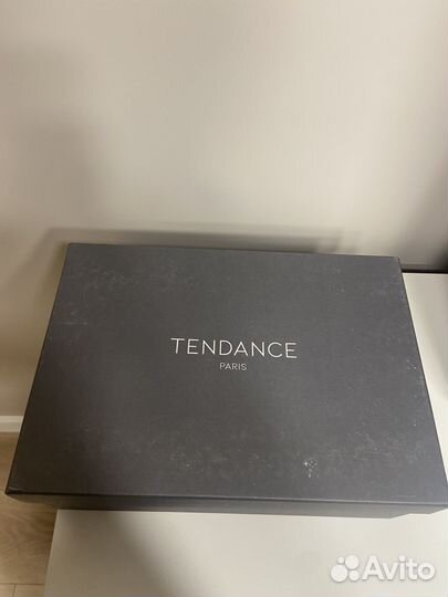 Кроссовки женские tendence