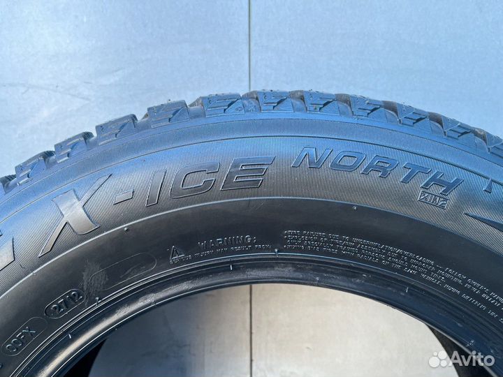 Michelin X-Ice North 2 215/65 R16
