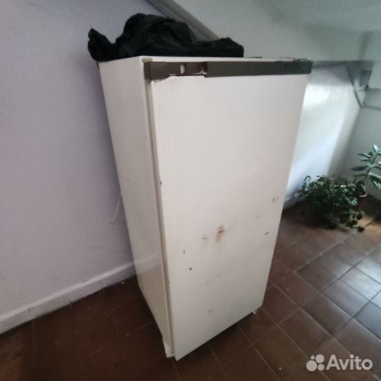 Холодильник бу