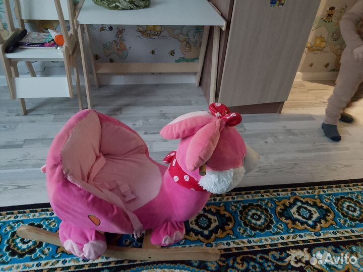 Кресло для малыша и зайка качалка