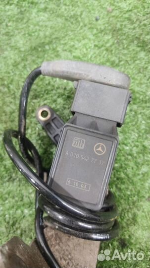 Датчик положения кузова Mercedes Benz E-class W21