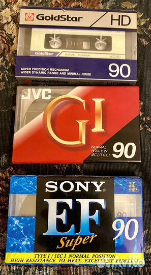 Аудио кассеты новые запечатанные