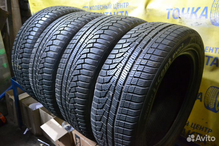 Hankook Winter I'Cept Evo2 W320 215/55 R17
