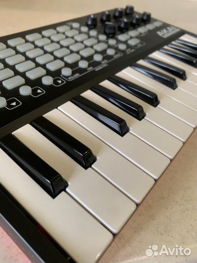 Midi клавиатура Akai Apc Key25