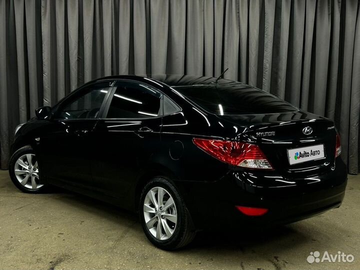 Hyundai Solaris 1.6 AT, 2013, 164 000 км