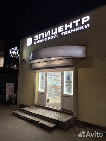 iPhone 15 Pro, 256 ГБ