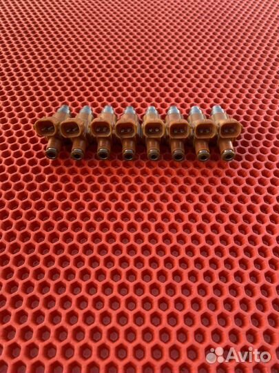 Форсунка топливная mitsubishi carisma lancer 9