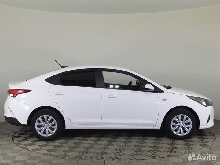 Hyundai Solaris 1.6 AT, 2021, 56 000 км