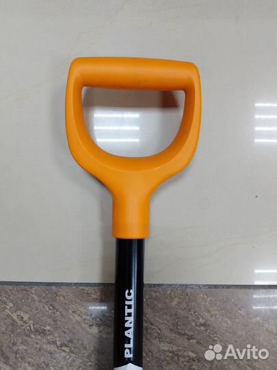 Лопата штыковая укороченная Plantic Terra