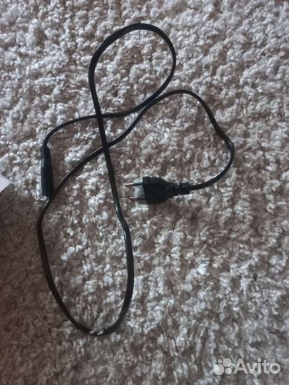 Универсальное зарядное устройство для ноутбука