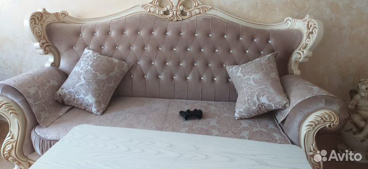 Диван и кресла