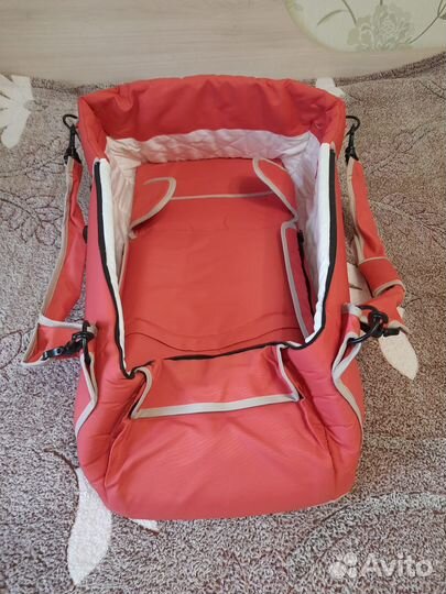 Продаётся сумка-переноска для грудного ребёнка