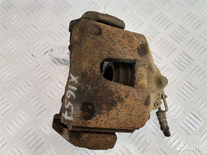 Суппорт передний левый Ford Transit 7 2008 1520304