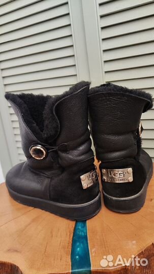 Угги женские натуральная кожа 36 р UGG