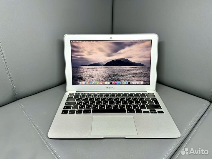 MacBook Air 11 2013 256гб