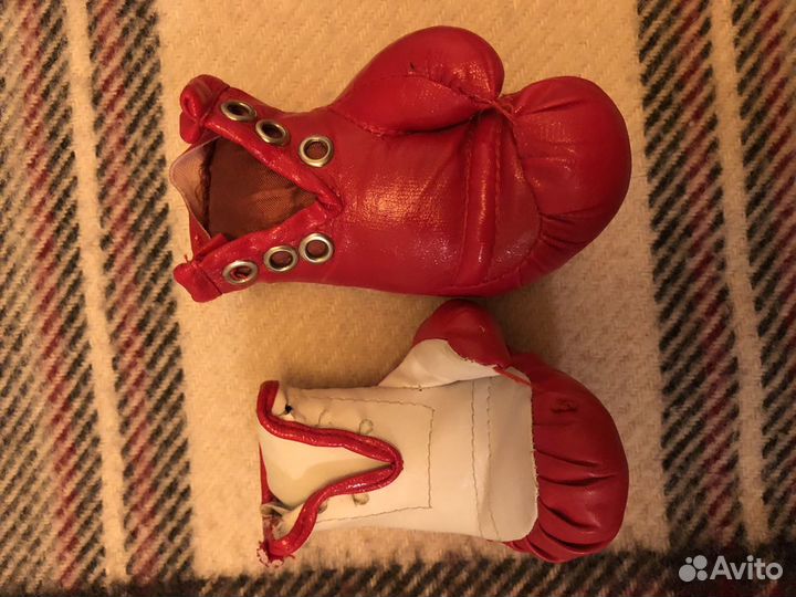 Боксерские перчатки брелок