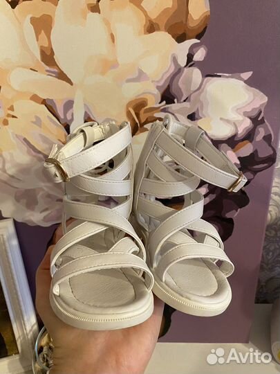 Босоножки для девочки