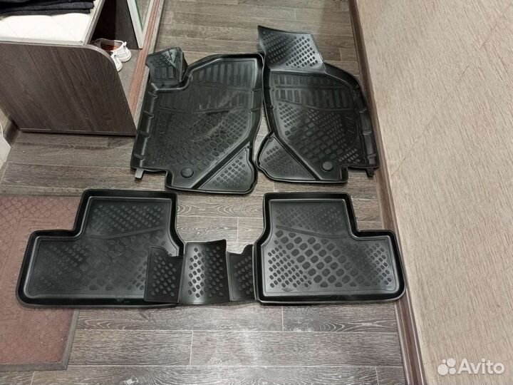 Автомобильные коврики резиновые