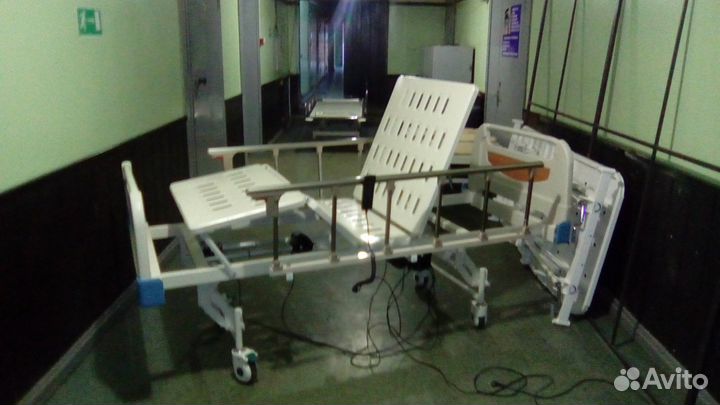 Кровать медицинская функциональная с пультом д/у