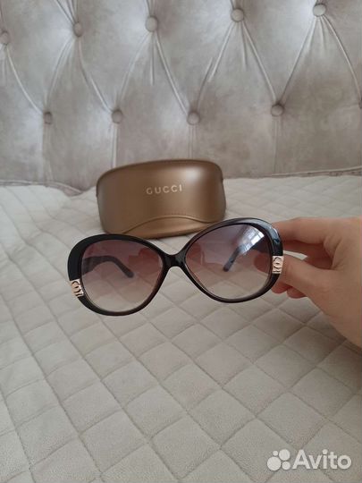 Солнцезащитные очки женские gucci