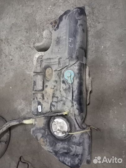 Бензобак Ситроен С4, С3