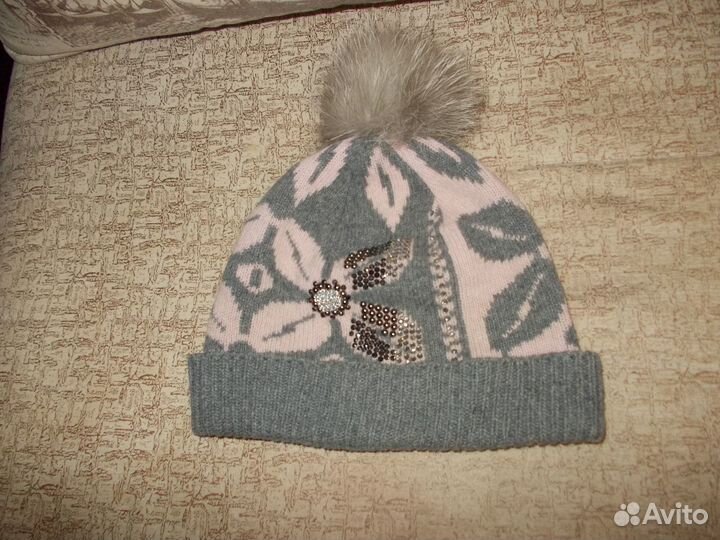 Комплект зима из шерсти шапка натур. помпон +шарф