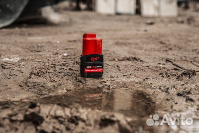 Аккумулятор M12 high output M12 HB2.5 (12V, 2.5Ah)