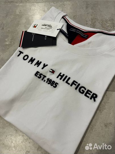 Футболка женская tommy hilfiger белая