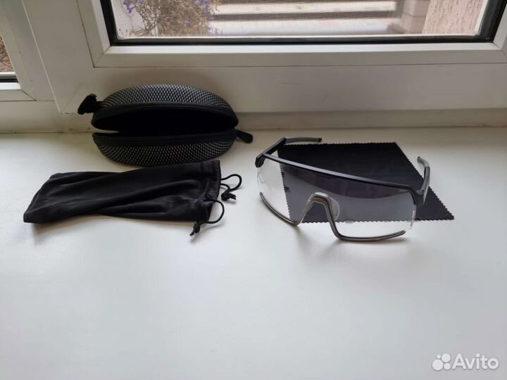 Велошлемы и очки