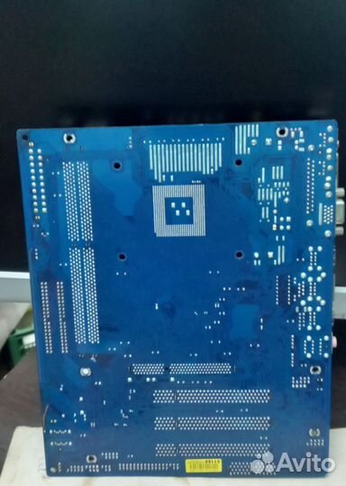 Материнская плата