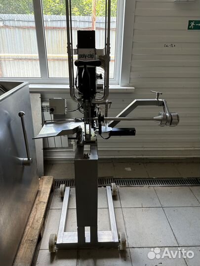 Клипсатор Poly-Clip PDC 700