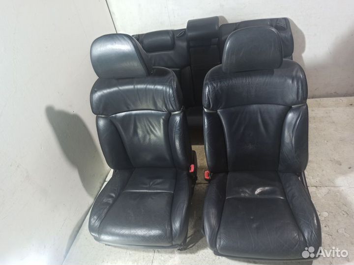 Сиденья комплект